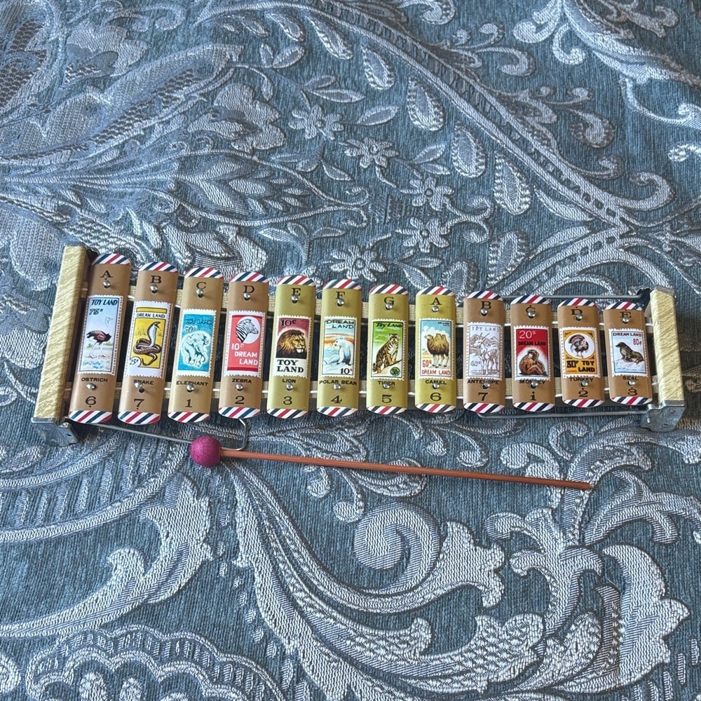 Vintage Animal Xylophone - Diamond Metallic Toy-Made in Japan - Picture 1 of 8
